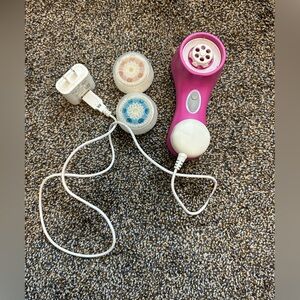 Clarisonic Mia 2 - Pink Facial Cleansing Brush with Attachments